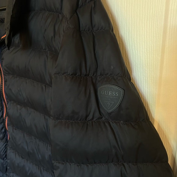 Guess men’s full-zip puffer - Picture 4 of 4